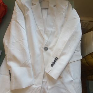 Classic White Single-Button Blazer